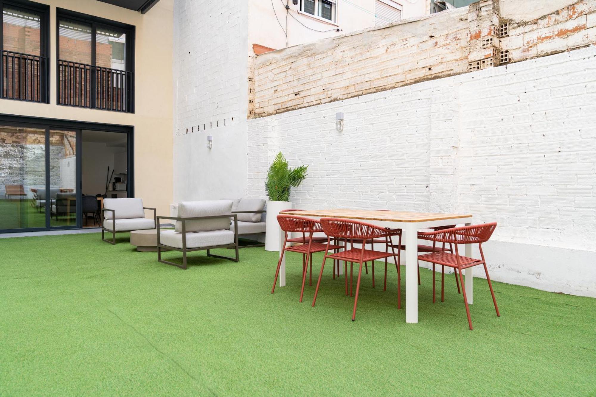 Stay U-Nique Apartments Albeniz Bcn Оспиталет-де-Льобрегат Экстерьер фото