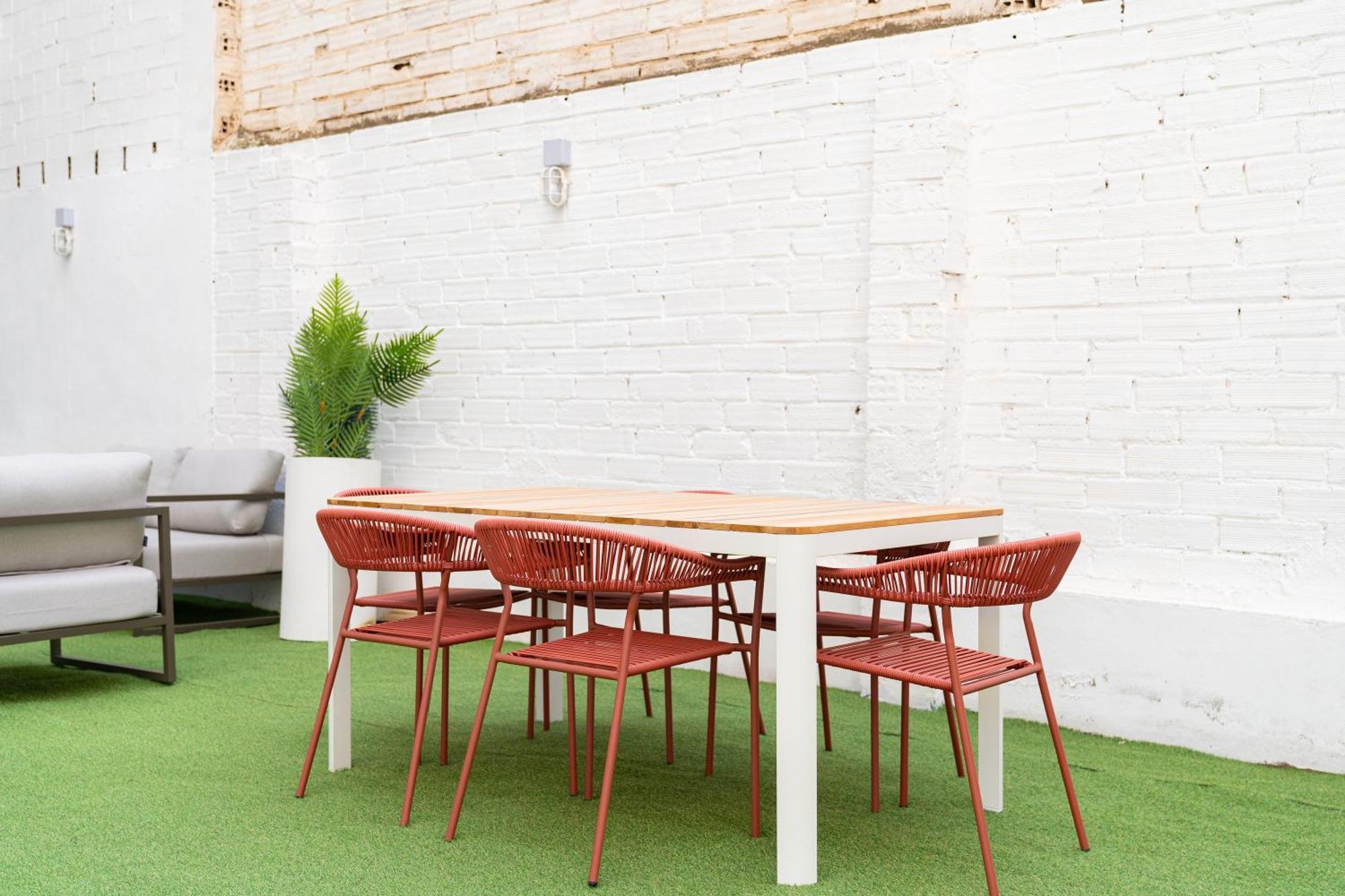 Stay U-Nique Apartments Albeniz Bcn Оспиталет-де-Льобрегат Экстерьер фото