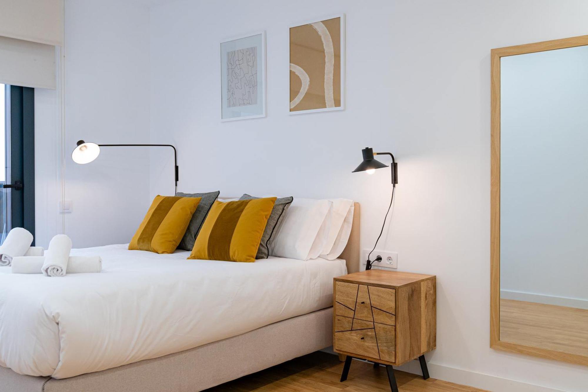 Stay U-Nique Apartments Albeniz Bcn Оспиталет-де-Льобрегат Экстерьер фото