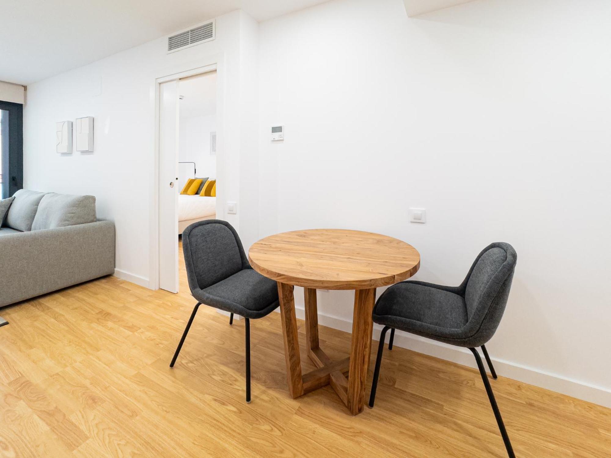 Stay U-Nique Apartments Albeniz Bcn Оспиталет-де-Льобрегат Экстерьер фото